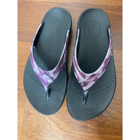 OOFOS OOlala Sandals Flip Flops Women's 7 US/38 EU Purple Camo Recovery Shoes - Picture 4 of 8